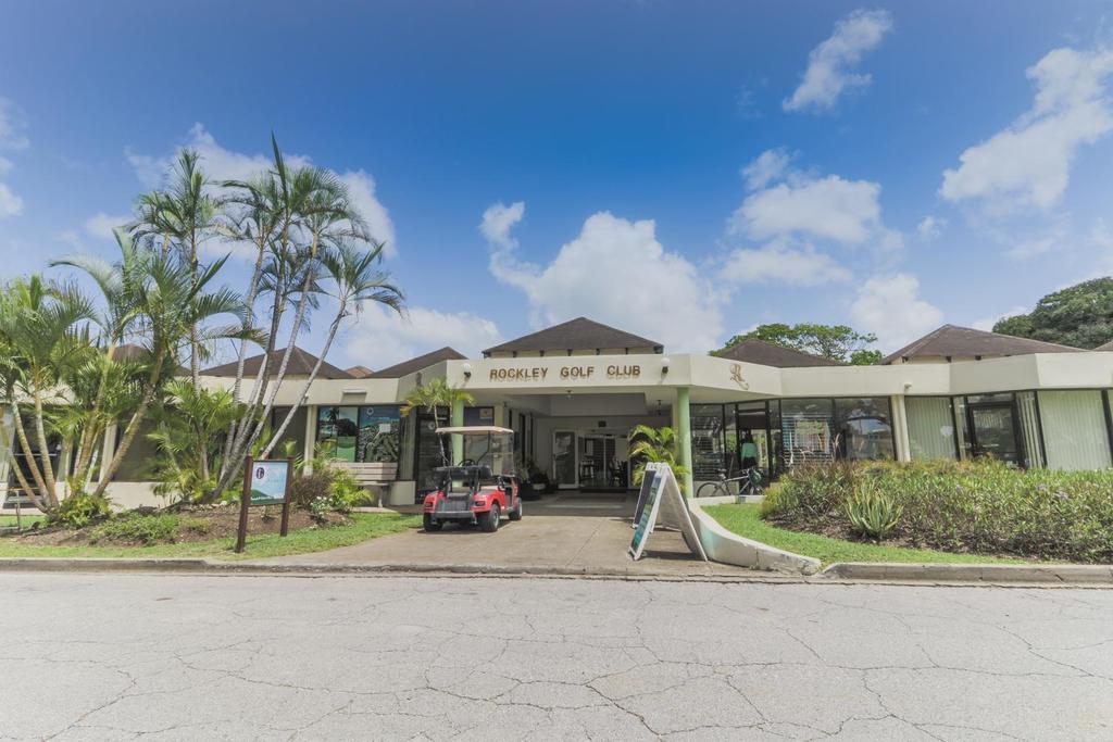 230 Gg Rockley Barbados Appartement Bridgetown Buitenkant foto